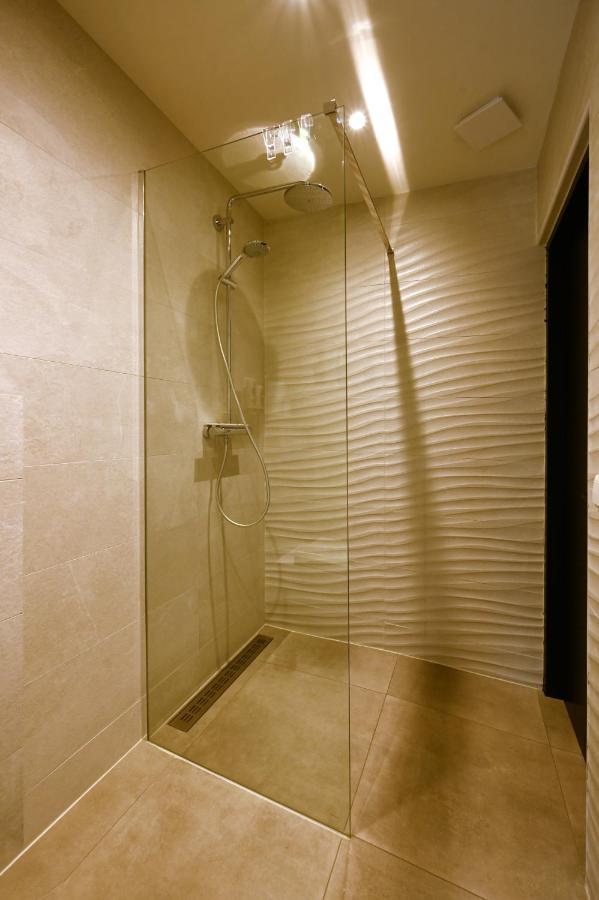 Zen-Bungalow No 1 Met Sauna En Hottub Rheezerveen Zewnętrze zdjęcie