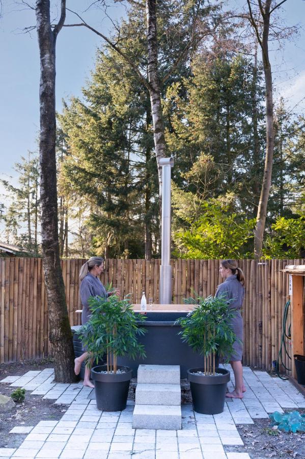 Zen-Bungalow No 1 Met Sauna En Hottub Rheezerveen Zewnętrze zdjęcie