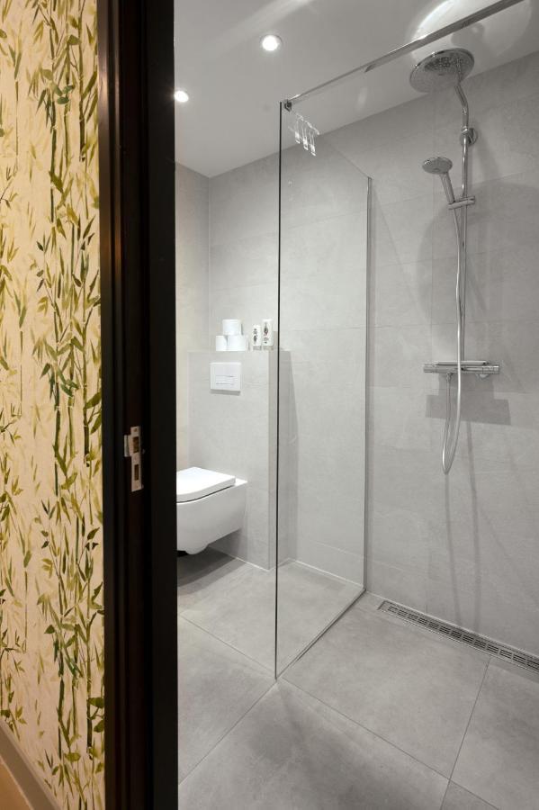 Zen-Bungalow No 1 Met Sauna En Hottub Rheezerveen Zewnętrze zdjęcie