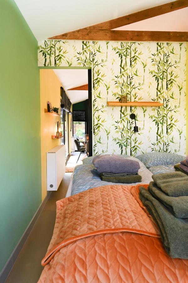 Zen-Bungalow No 1 Met Sauna En Hottub Rheezerveen Zewnętrze zdjęcie